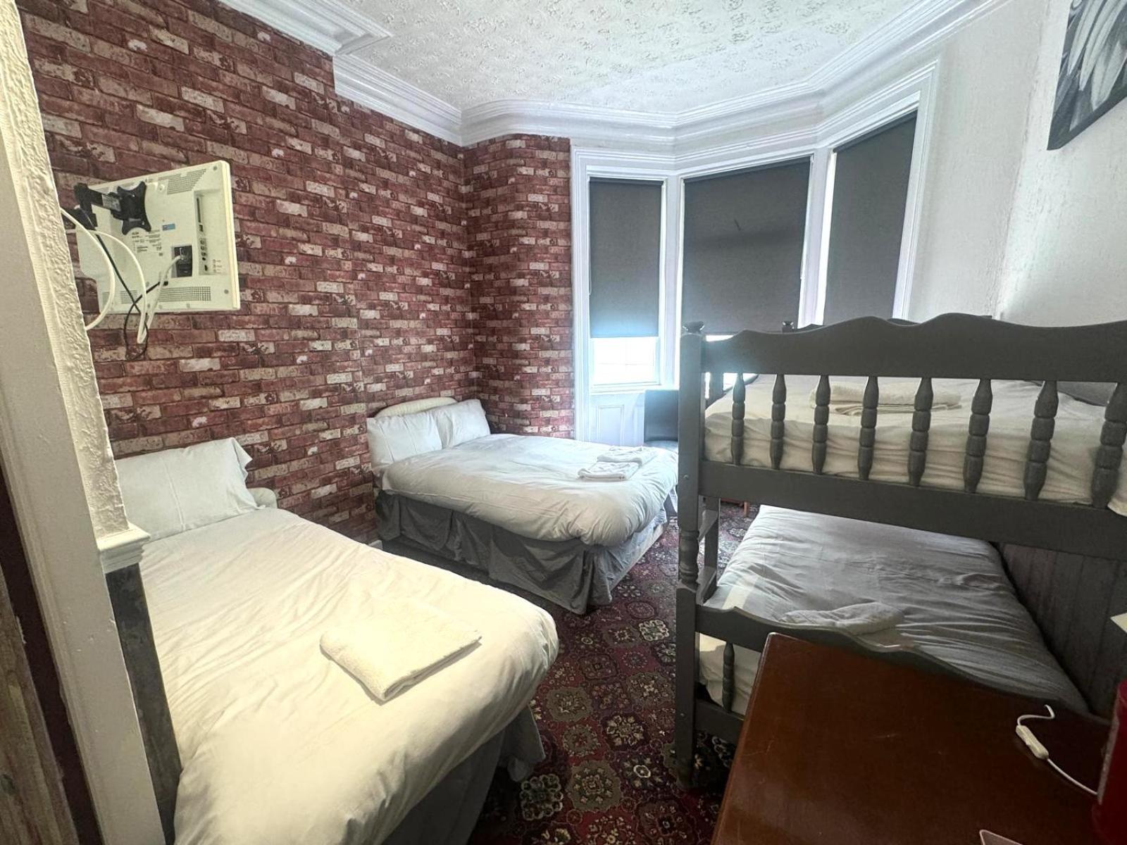 Guest house Tower Road