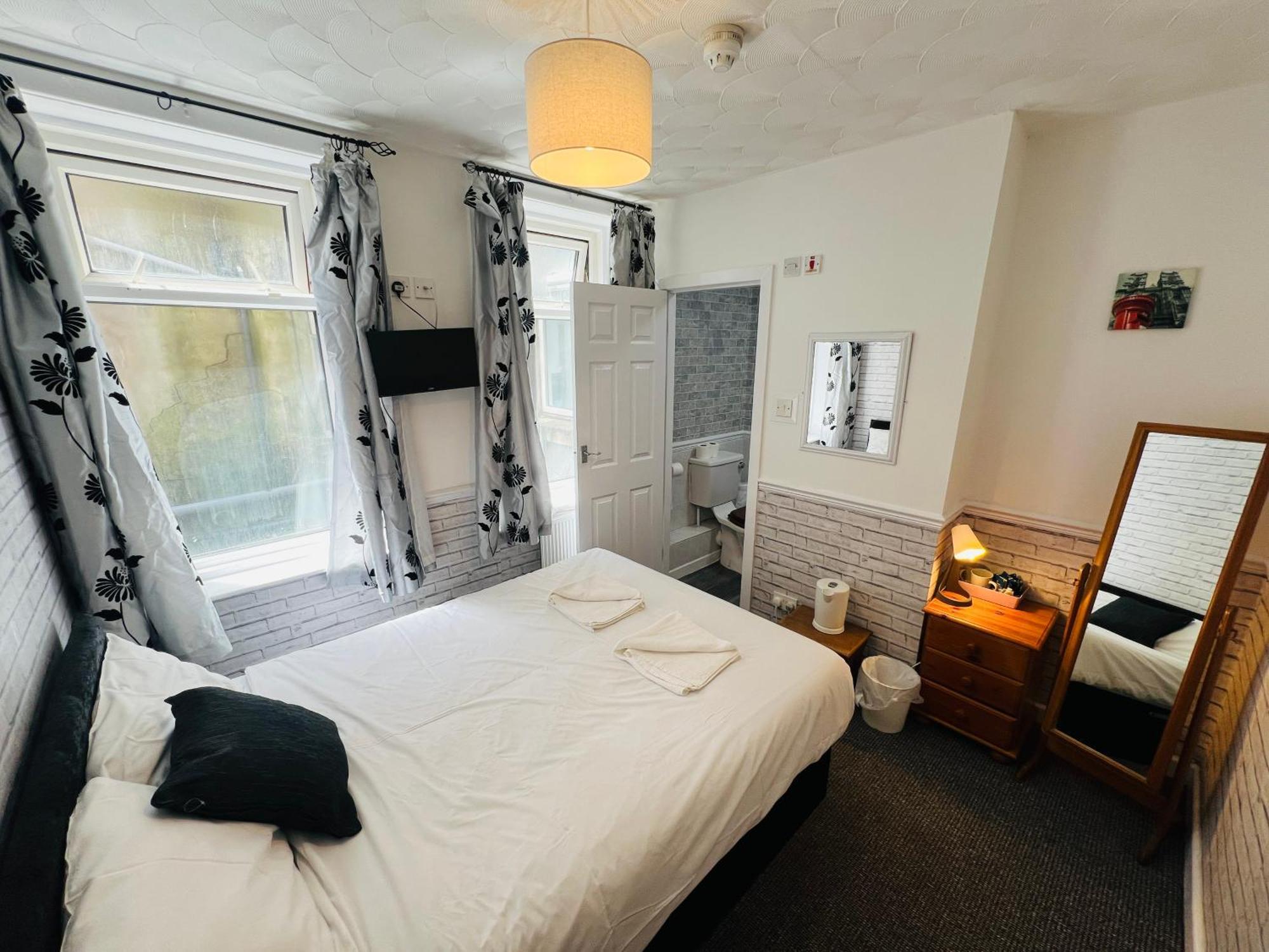 Tower Road Guest house
